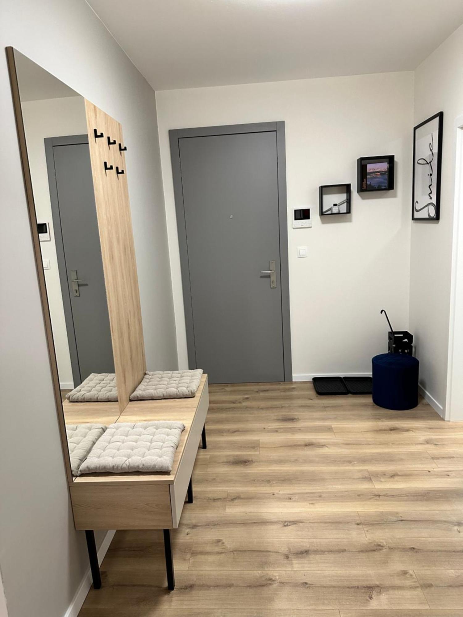 Trendy Apartment Trenčín エクステリア 写真