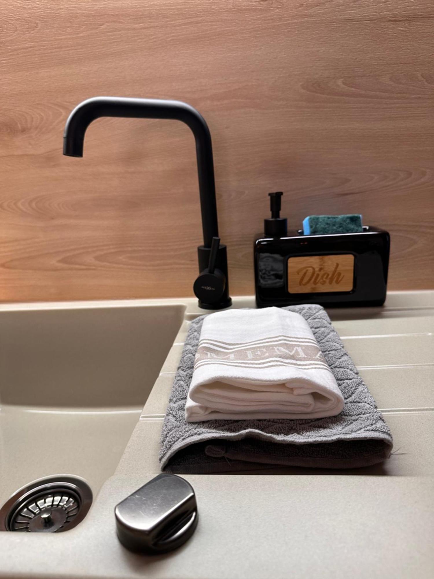 Trendy Apartment Trenčín エクステリア 写真